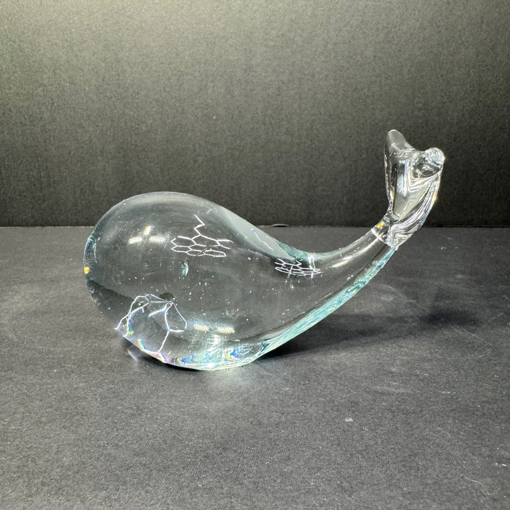 Vintage Clear Art Glass Whale Figurine Paperweight Sculpture 4.5" Tail Up 1980s‎